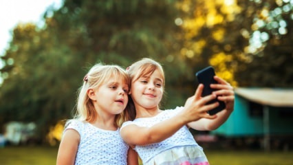 बच्चों को तकनीक के साथ कितना निकट होना चाहिए?