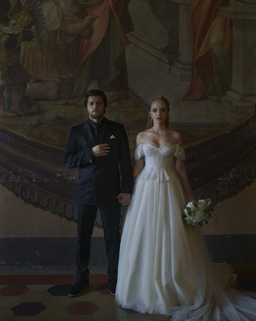 İpek Filiz Yazıcı और Ufuk Beydemir ने शादी कर ली
