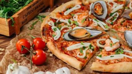 सीफूड पिज्जा कैसे बनाते हैं? घर पर समुद्री भोजन भूमध्य पिज्जा नुस्खा! पिज्जा दी मारे