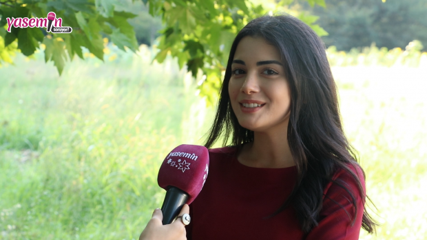 Ofzge Yağız ने शपथ श्रृंखला के रेहान को बताया! देखिए किस युवा अभिनेत्री से की जाती है तुलना ...