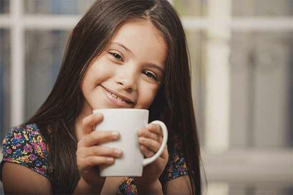 बच्चों में उम्र के अनुसार कॉफी का सेवन