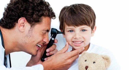 बच्चों में कान के स्वास्थ्य पर ध्यान दें!