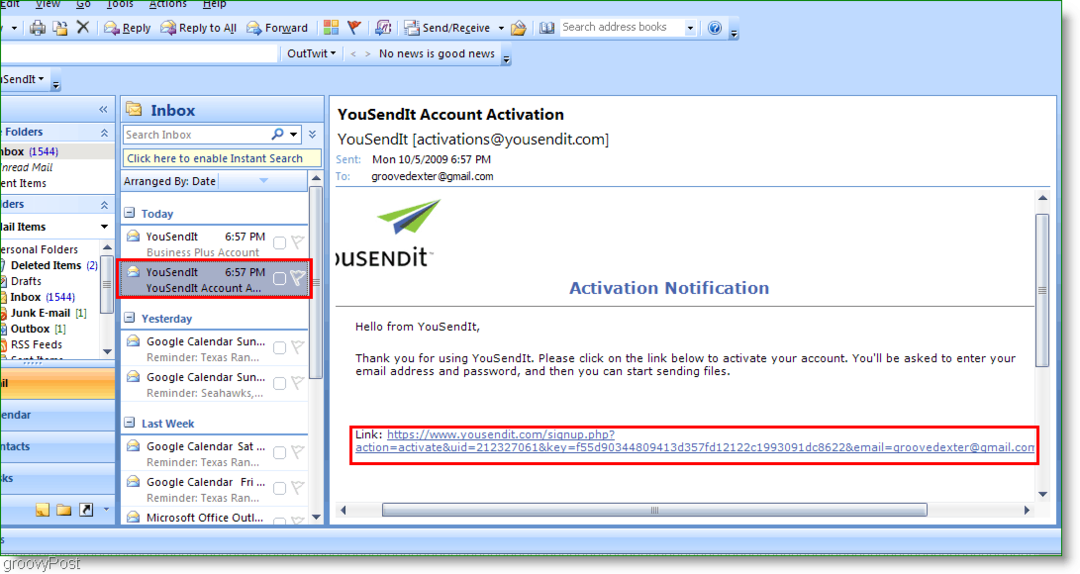 कैसे आउटलुक में YouSendIt का उपयोग करके मुफ्त में बड़ी फाइलें भेजें