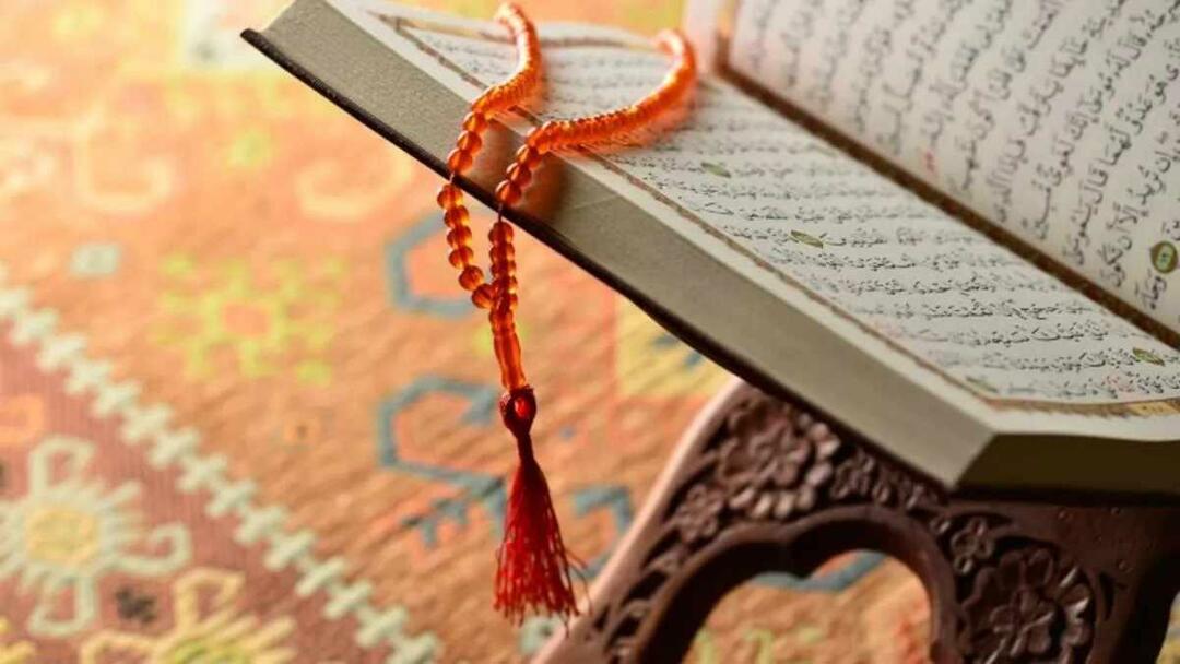 क्या मासिक धर्म और प्रसवोत्तर महिलाएं कुरान को छू सकती हैं?