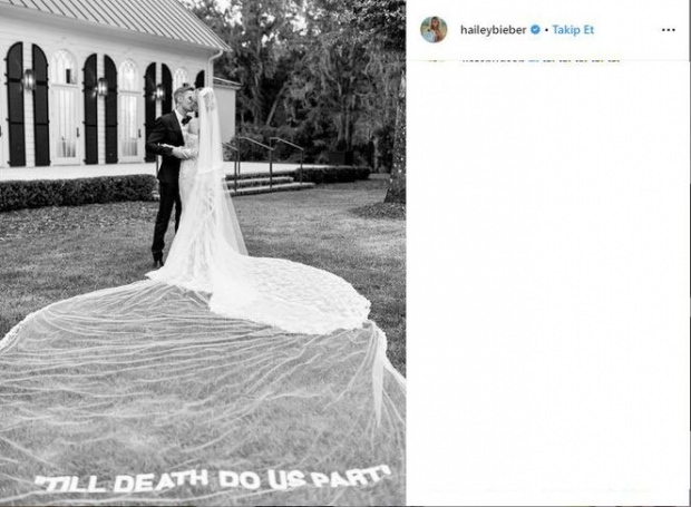 हैली बीबर की शादी की पोशाक