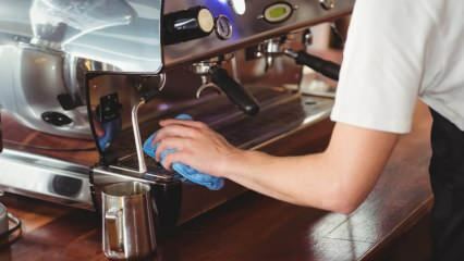 कॉफी मशीन को साफ करने के सबसे सरल तरीके! क्या कॉफ़ी मशीन से चूना निकलता है?
