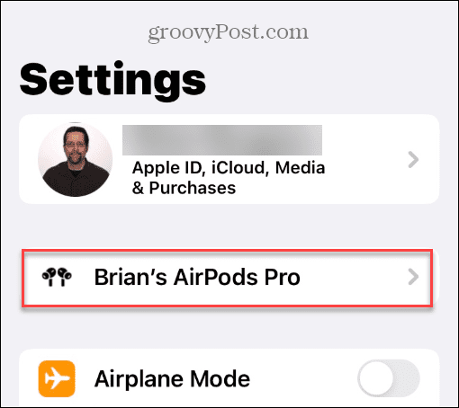 Apple AirPods पर स्थानिक ऑडियो का उपयोग करें